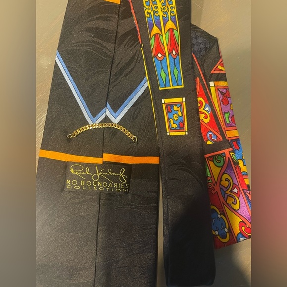 Rush Limbaugh No Boundaries Silk Colorful Stained Glass Vintage Pattern Tie - Picture 3 of 4